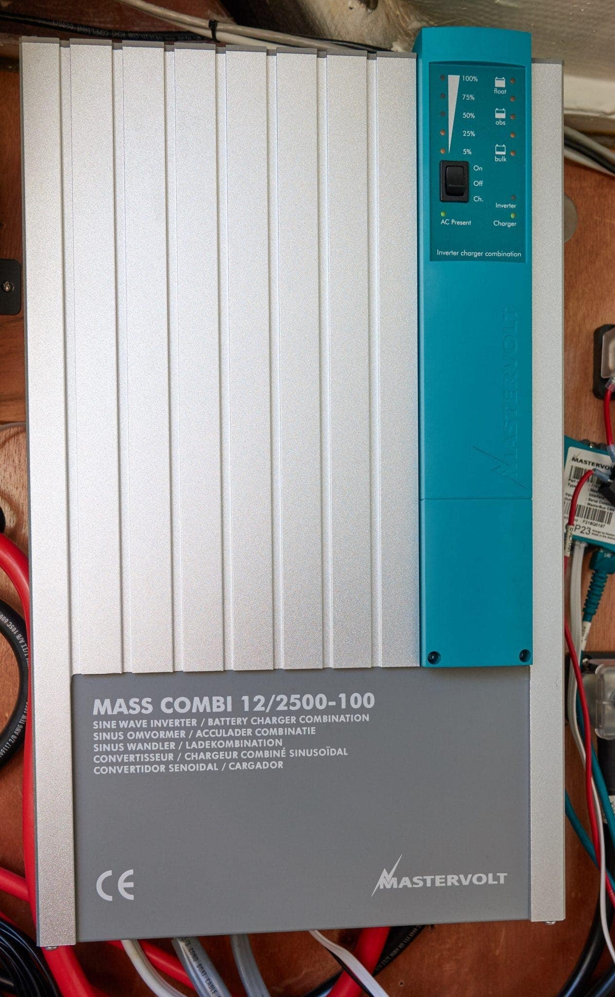 MasterVolt Mass Combi inverter