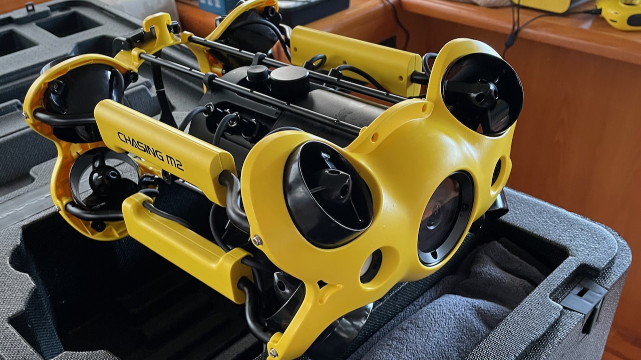 Chasing M2 underwater ROV review